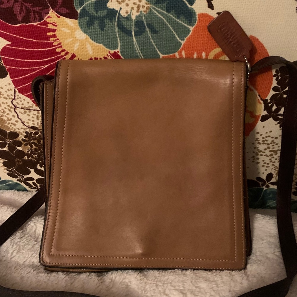 VINTAGE COACH 6147 MONTEREY Flap NUBUCK BRITISH TAN Brown CROSSBODY Purse